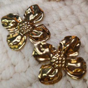 Zarcillos de flor estilo chunky