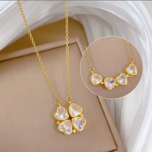 Collar trébol imantado