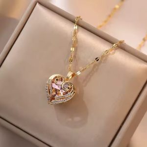 Collar corazón de lujo rosa con piedras de circón